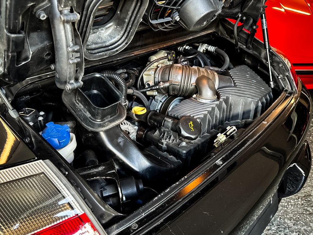 2002 Porsche 911 Image 26