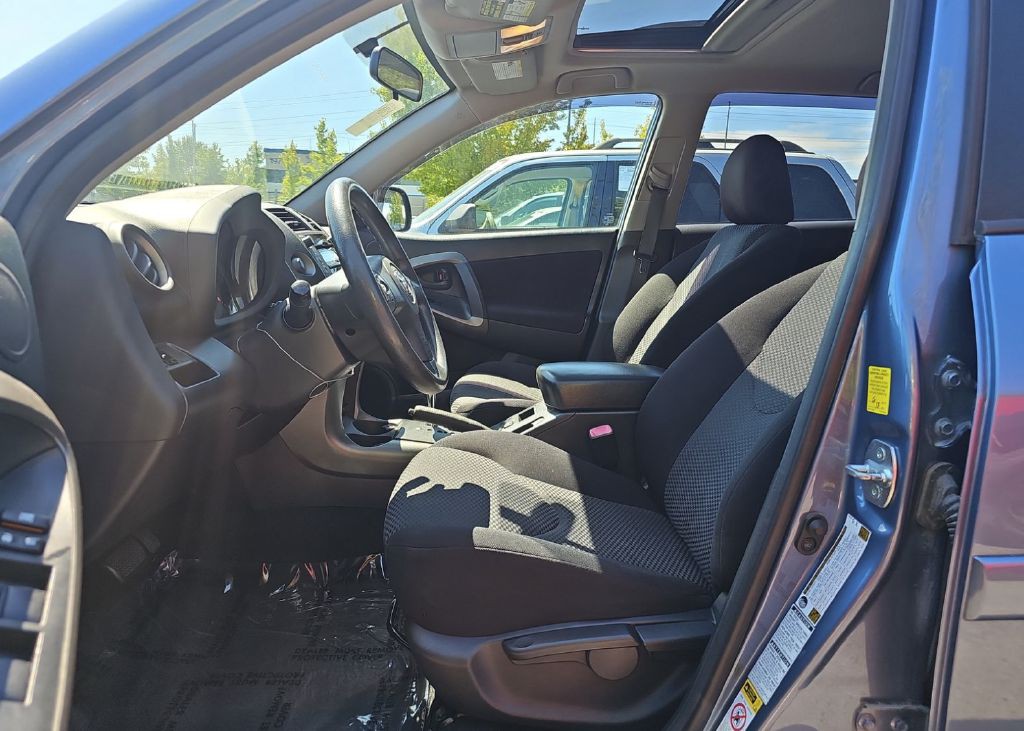 2010 Toyota Rav4 Image 4