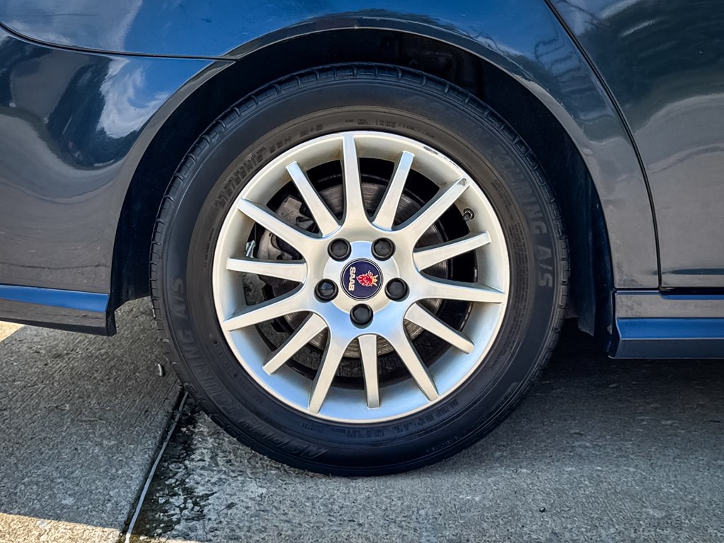 2009 Saab 9-3 Image 12