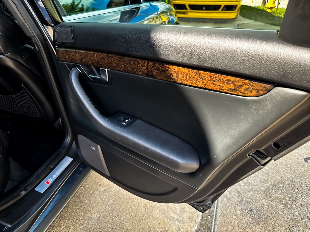 2006 Audi S4 Image 24
