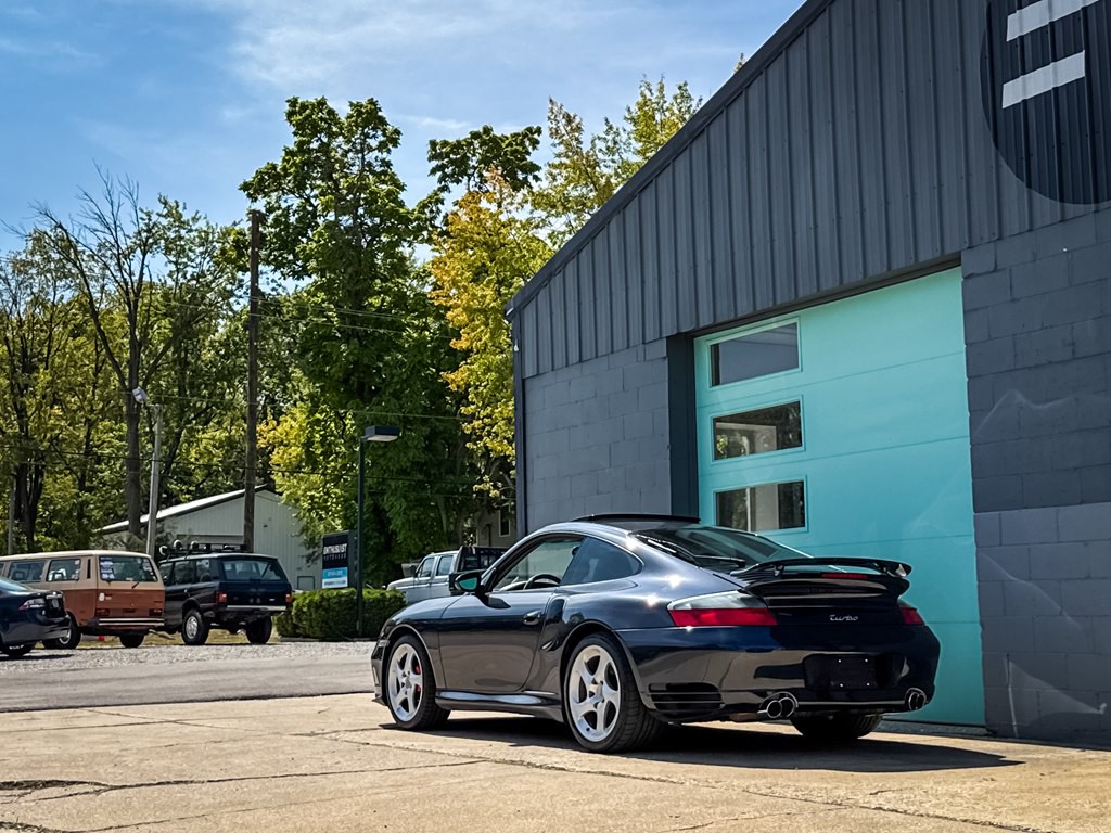 2004 Porsche 911 Image 4