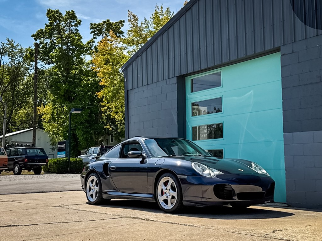 2004 Porsche 911 Image 11