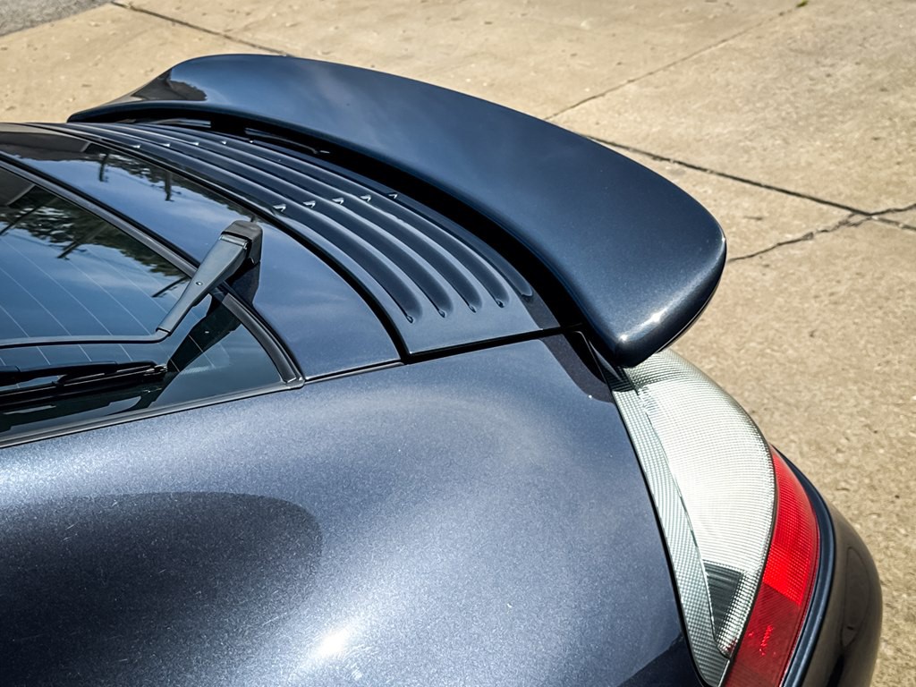 2004 Porsche 911 Image 21