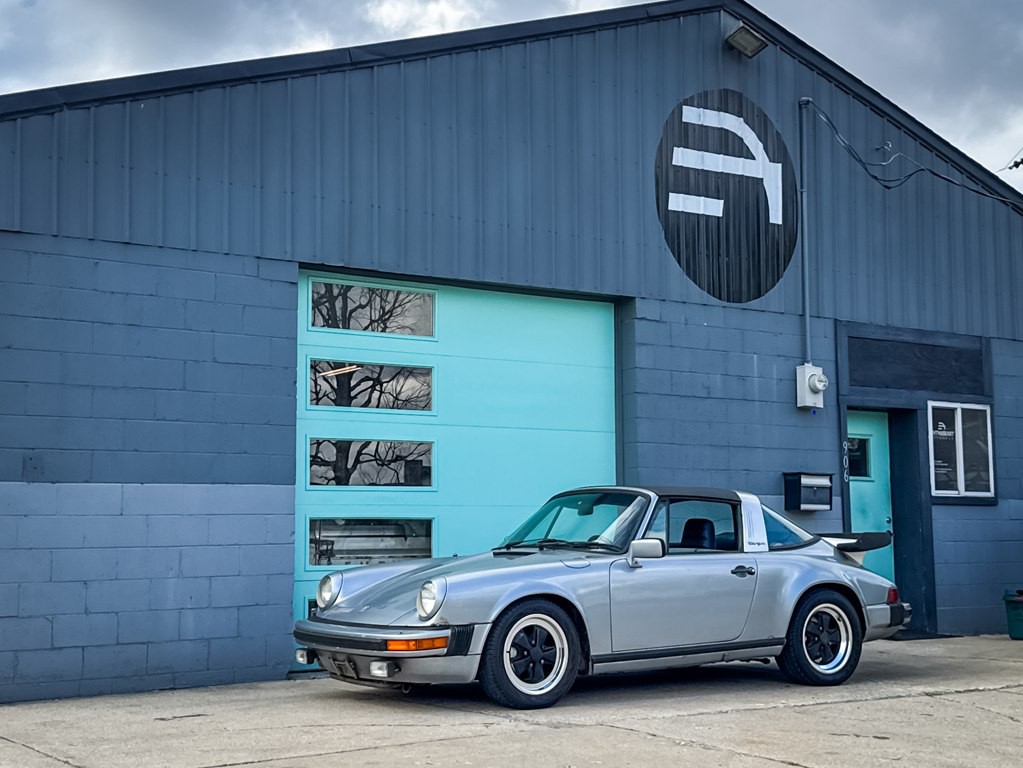1983 Porsche 911 Image 2