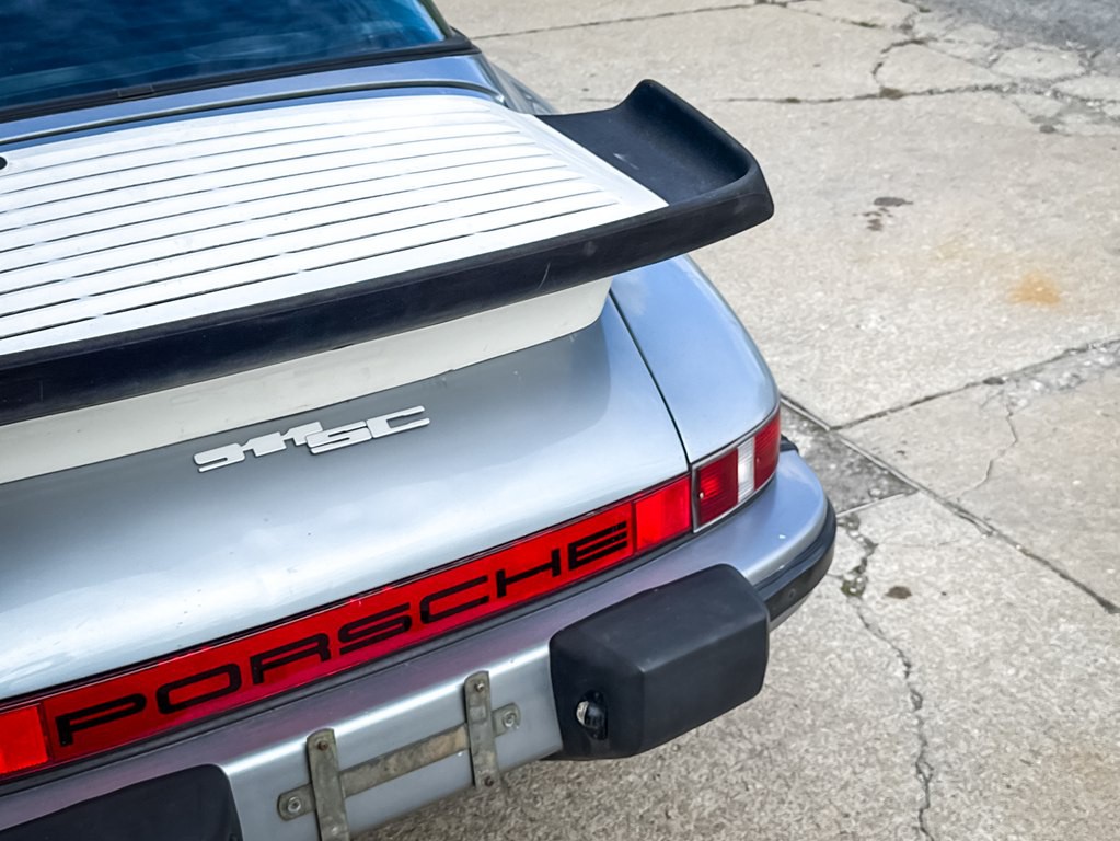 1983 Porsche 911 Image 11