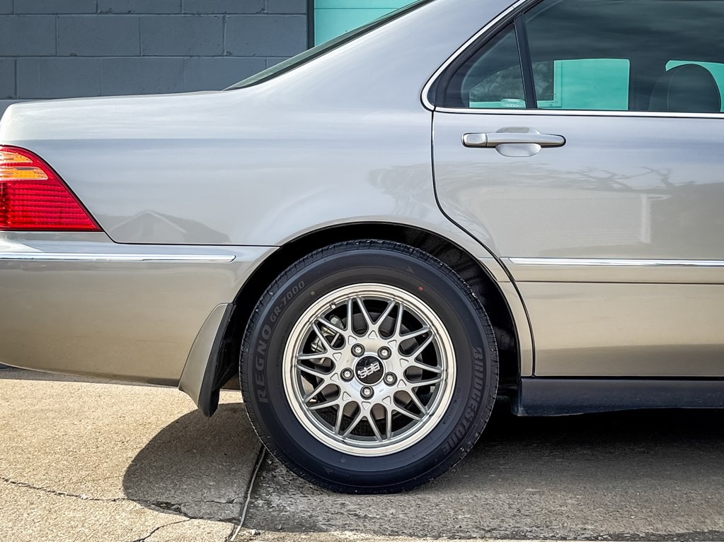 2000 Honda Legend Image 12