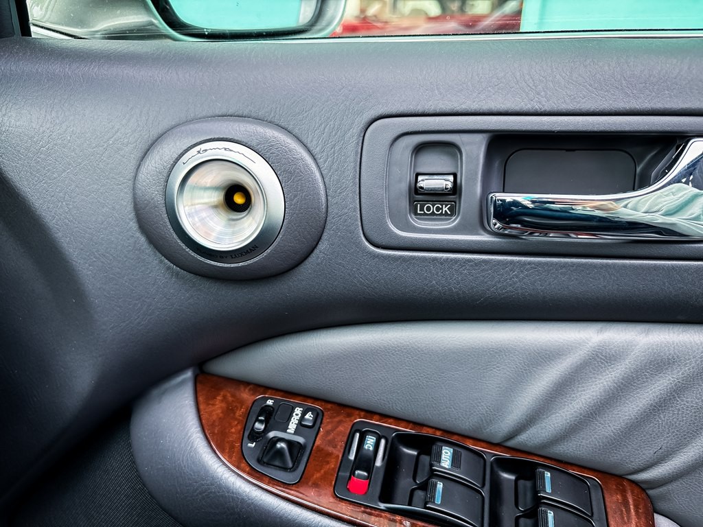 2000 Honda Legend Image 17