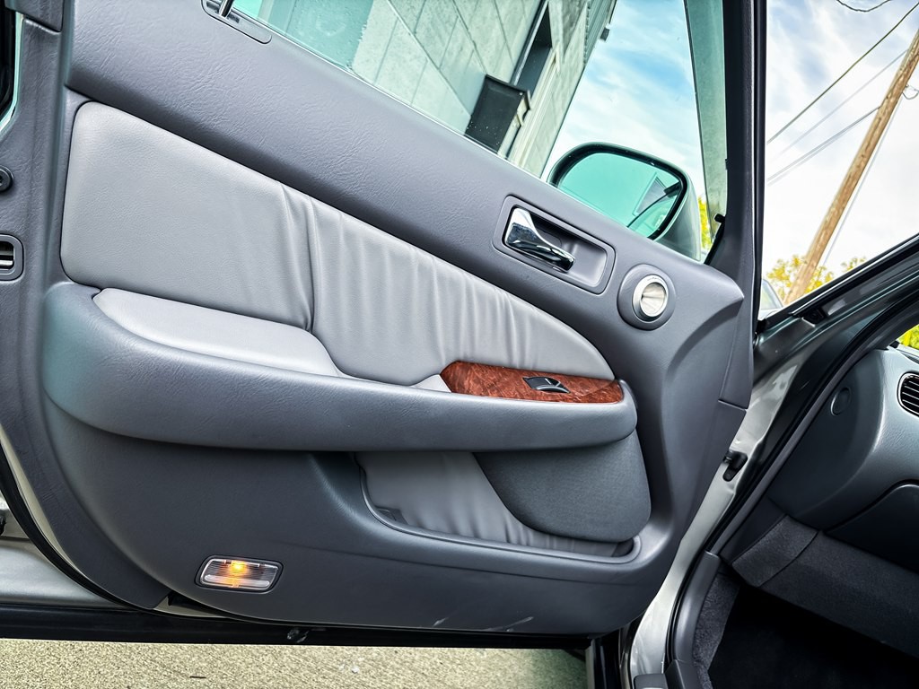 2000 Honda Legend Image 25