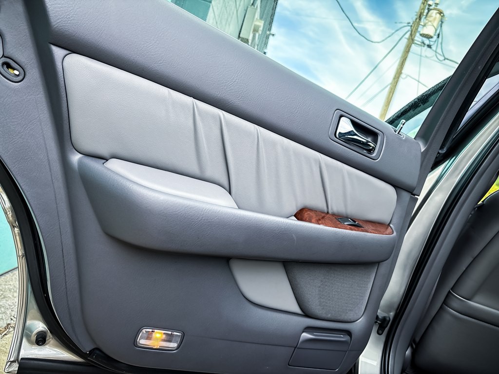 2000 Honda Legend Image 30