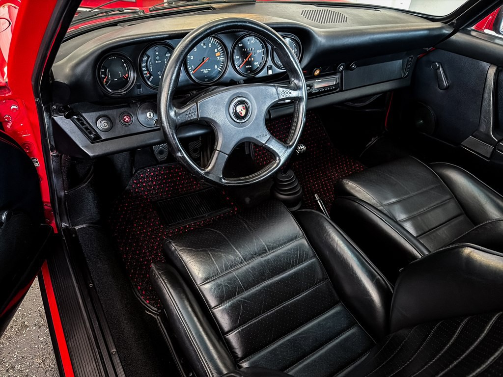 1974 Porsche 911 Image 16