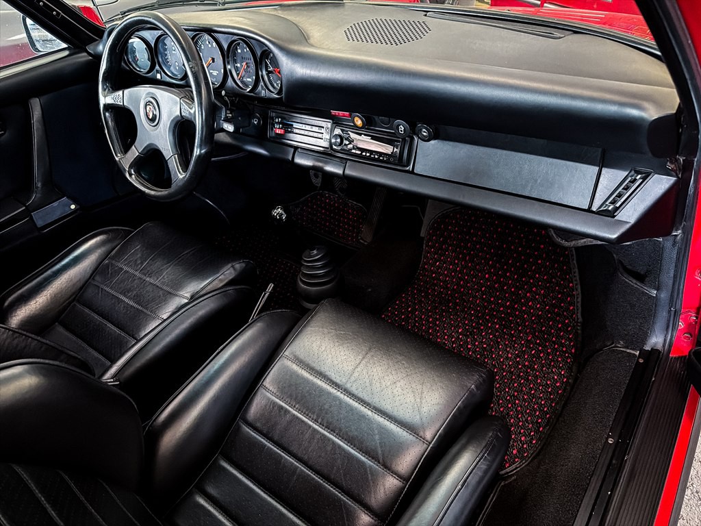 1974 Porsche 911 Image 21