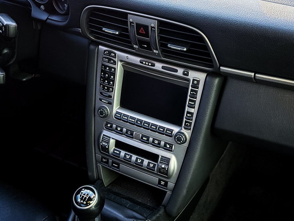 2005 Porsche 911 Image 25