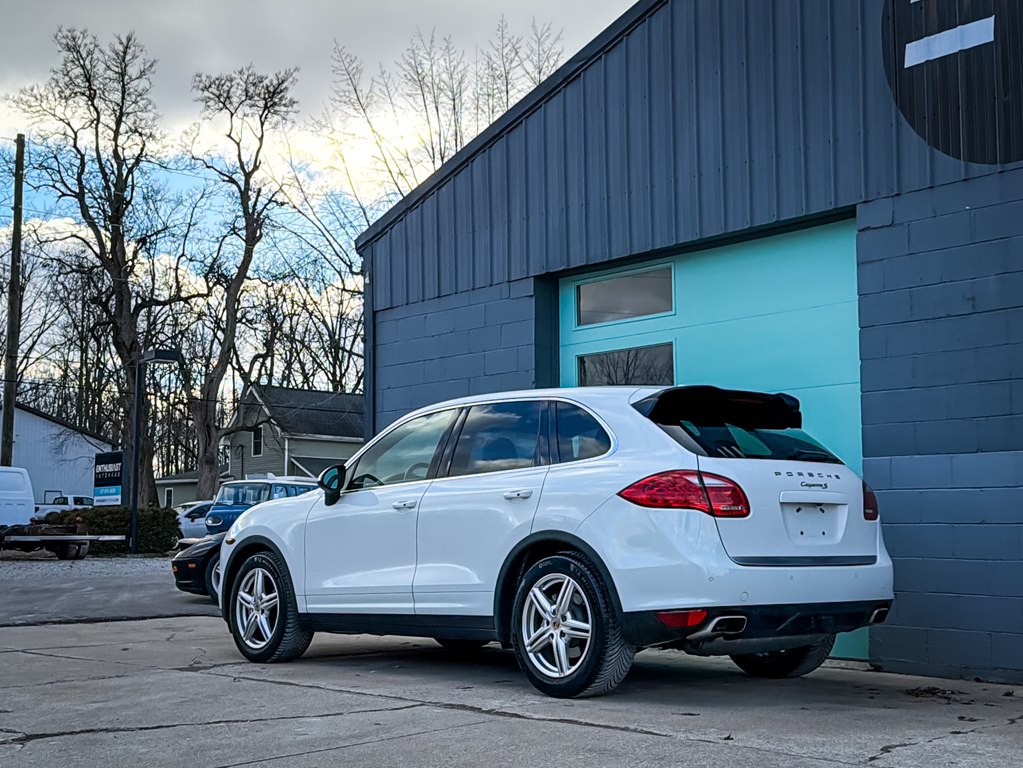 2013 Porsche Cayenne Image 4