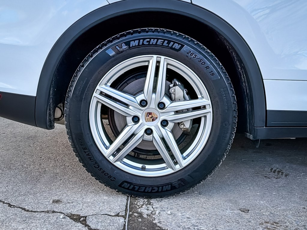 2013 Porsche Cayenne Image 12