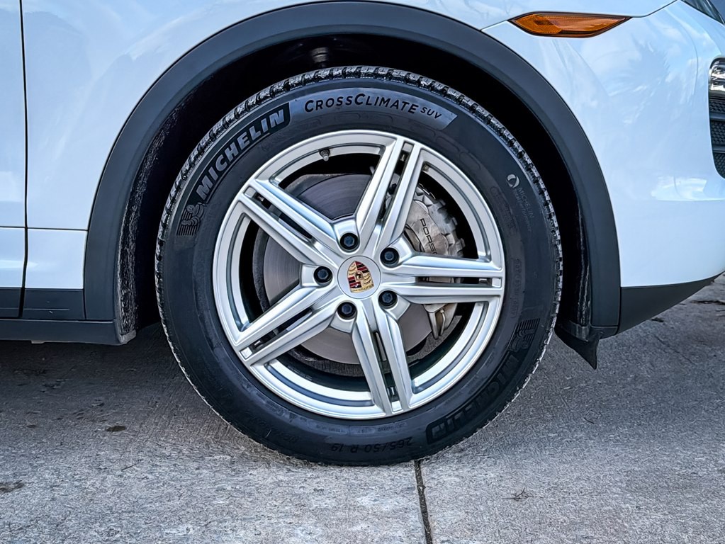 2013 Porsche Cayenne Image 13