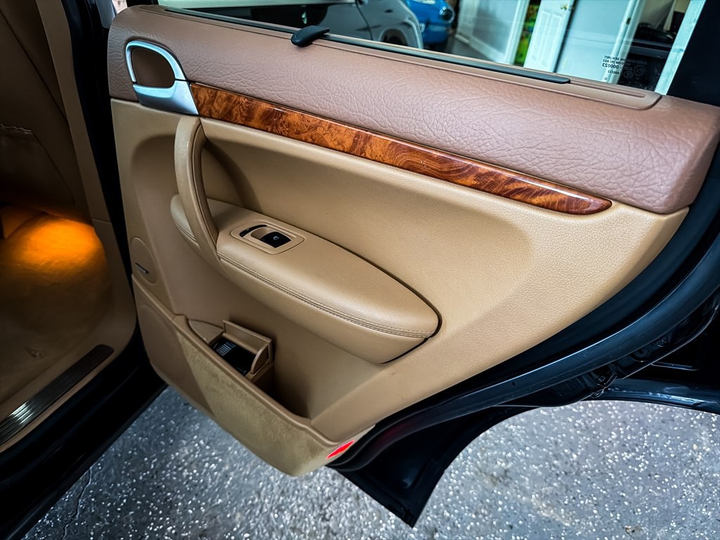 2006 Porsche Cayenne Image 21