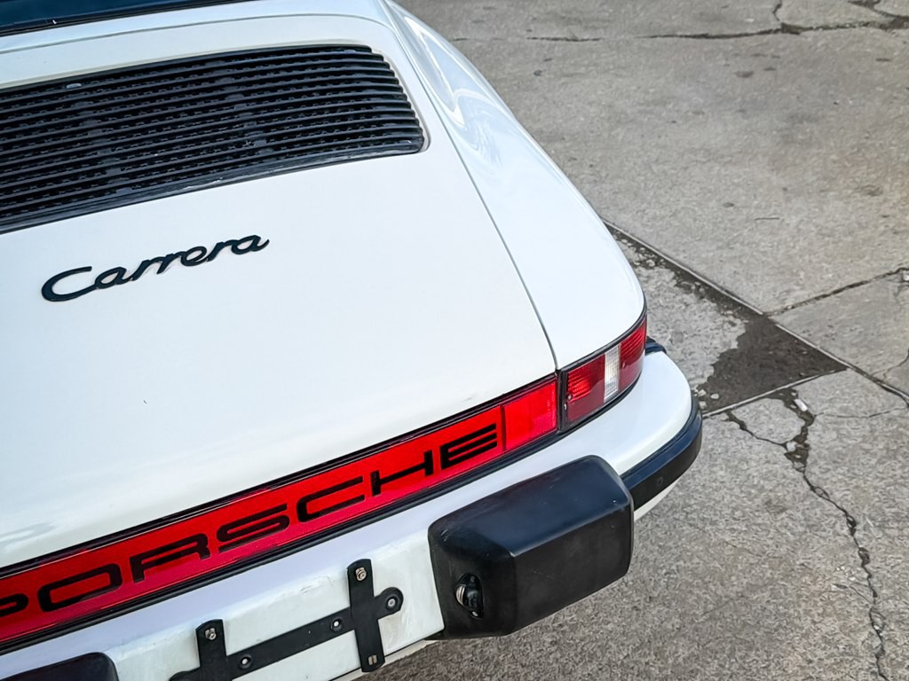 1985 Porsche 911 Image 17