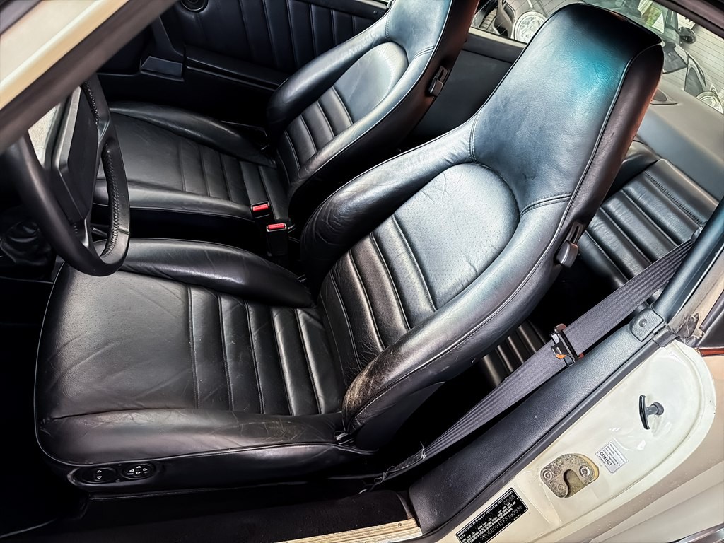 1985 Porsche 911 Image 22