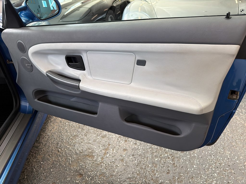 1999 BMW M3 Image 17