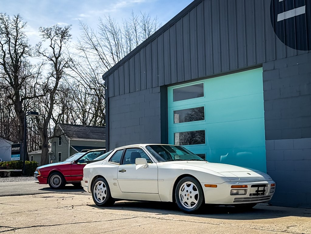 1989 Porsche 944 Image 13