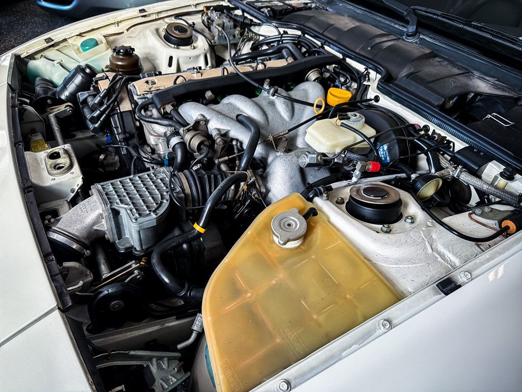 1989 Porsche 944 Image 35