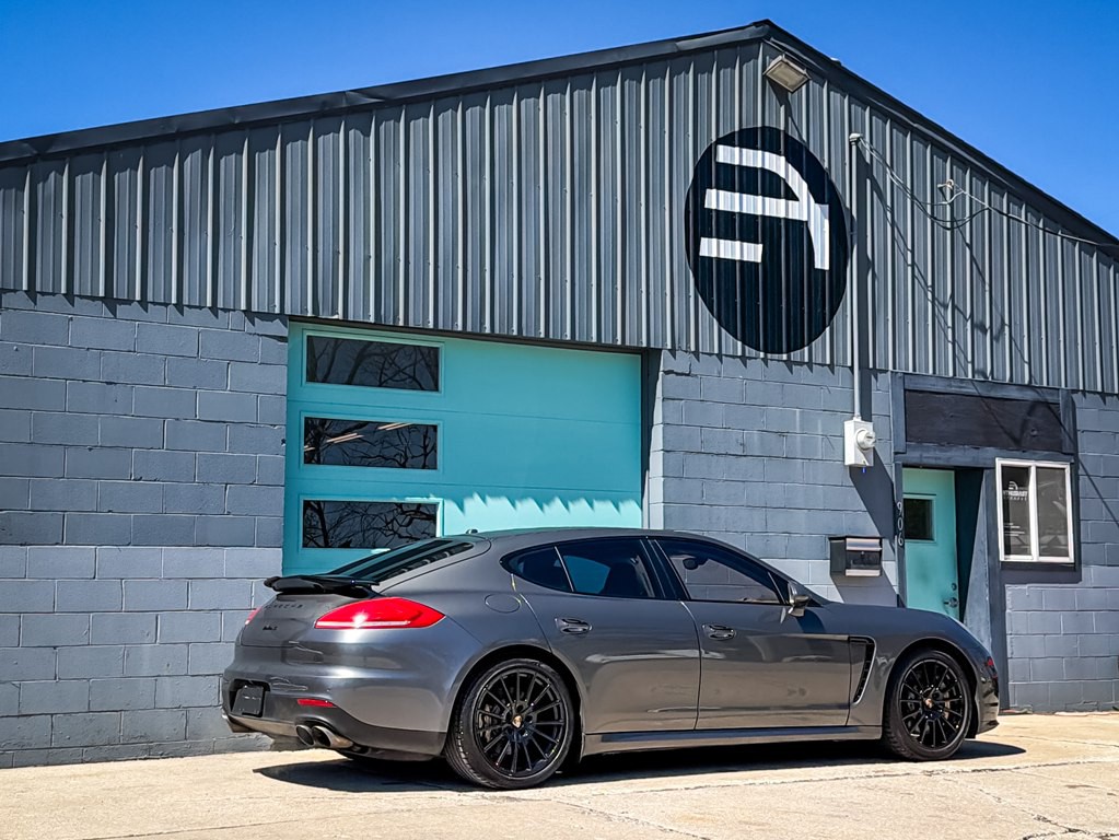 2014 Porsche Panamera Image 11