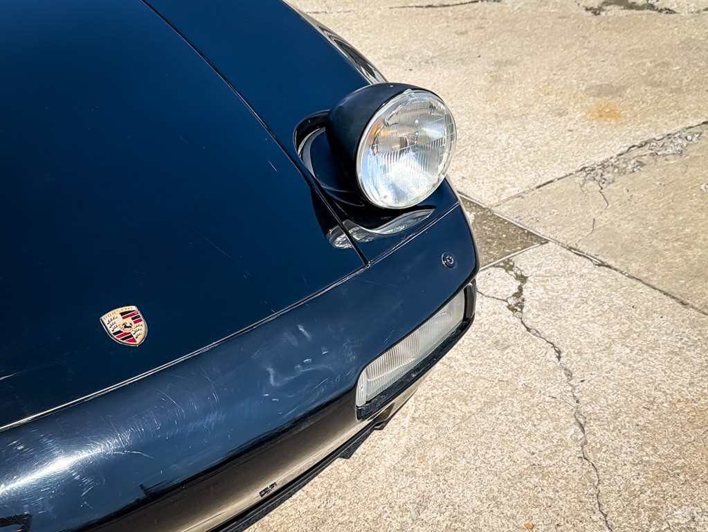 1990 Porsche 928 Image 8
