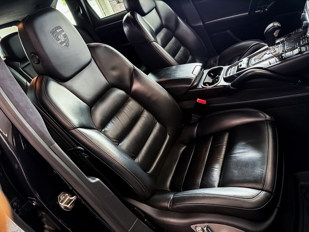 2014 Porsche Cayenne Image 15