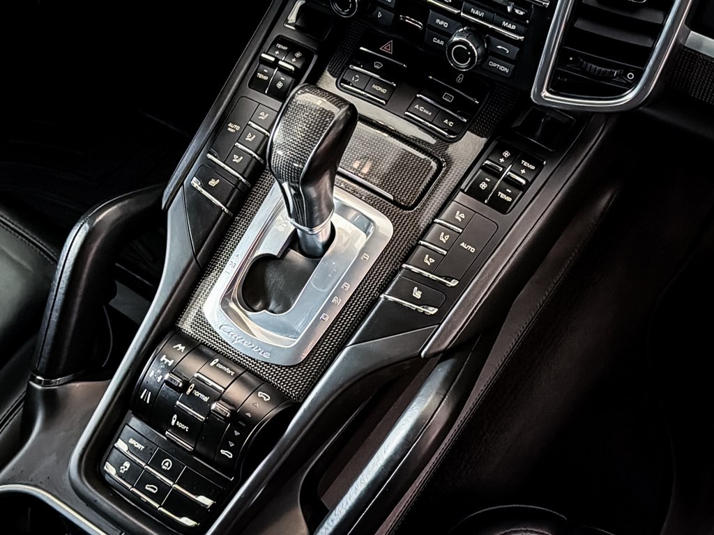 2014 Porsche Cayenne Image 18
