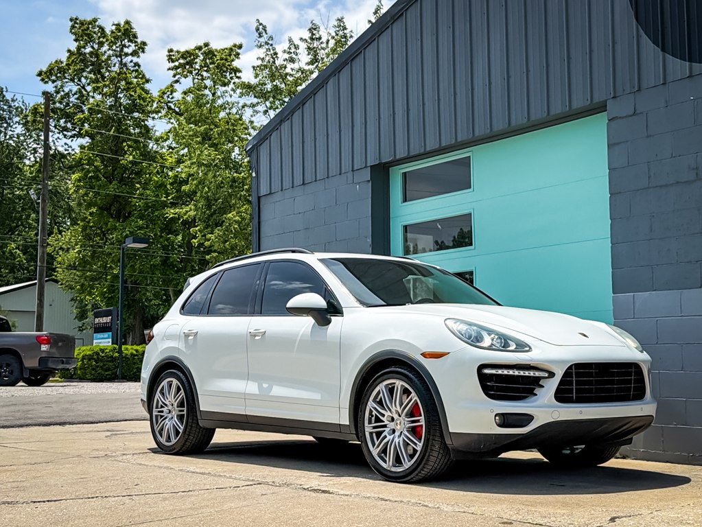 2013 Porsche Cayenne Image 11