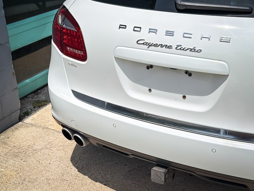 2013 Porsche Cayenne Image 14
