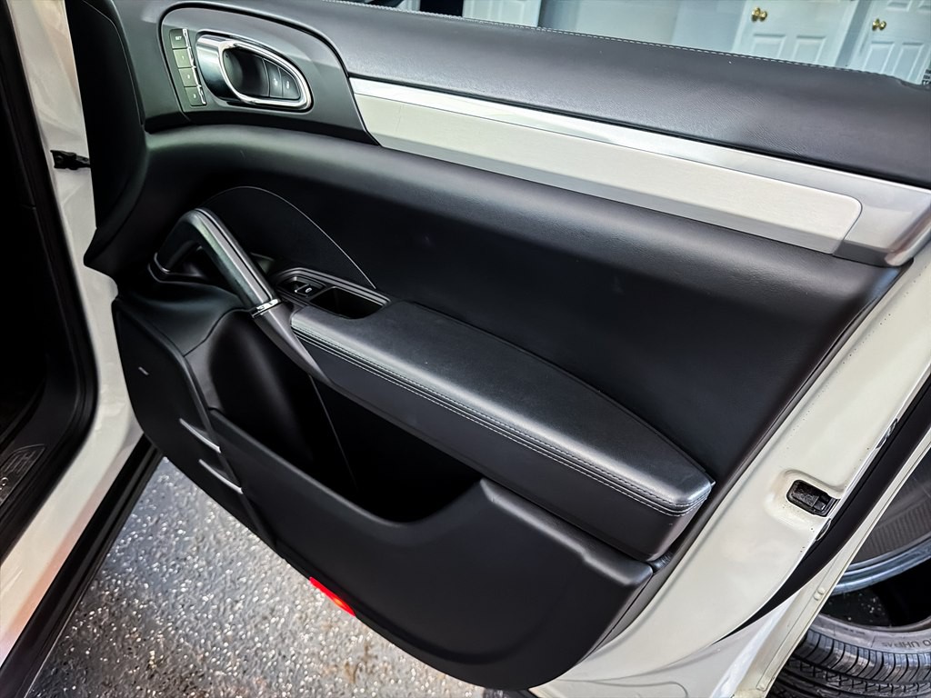 2013 Porsche Cayenne Image 27
