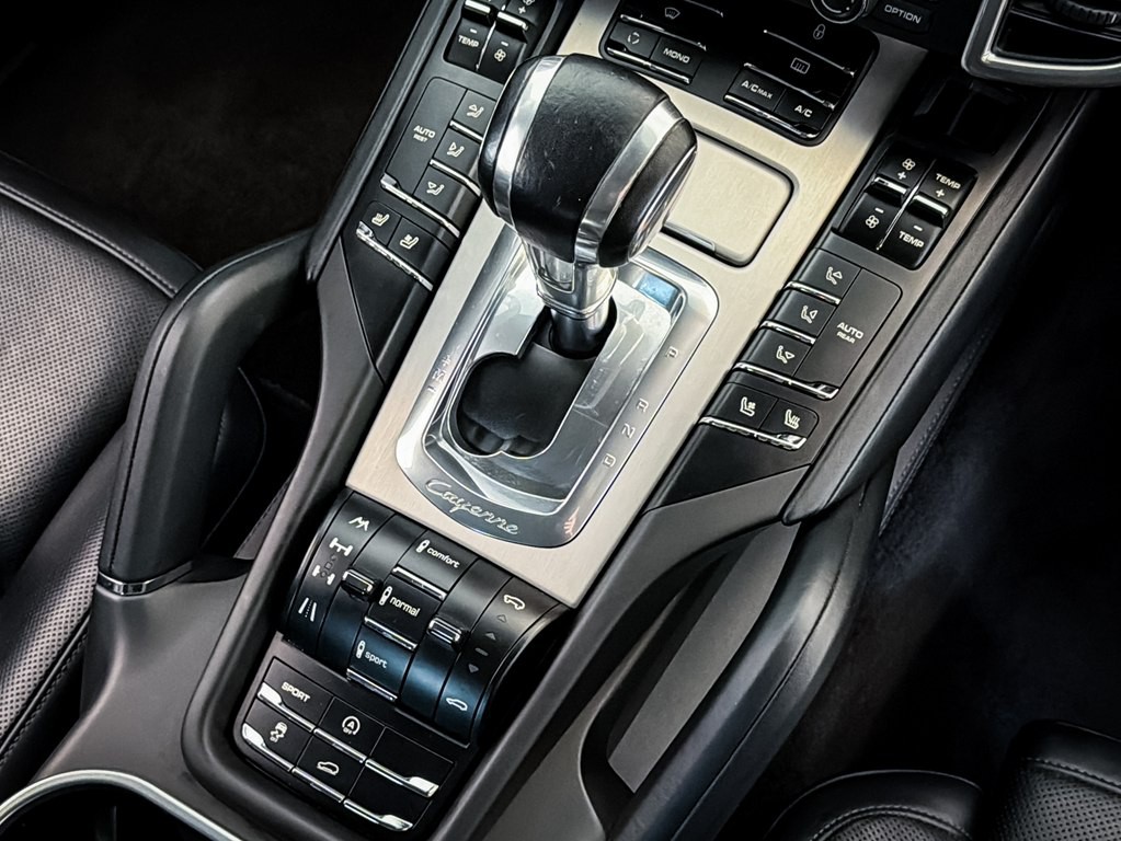 2013 Porsche Cayenne Image 30