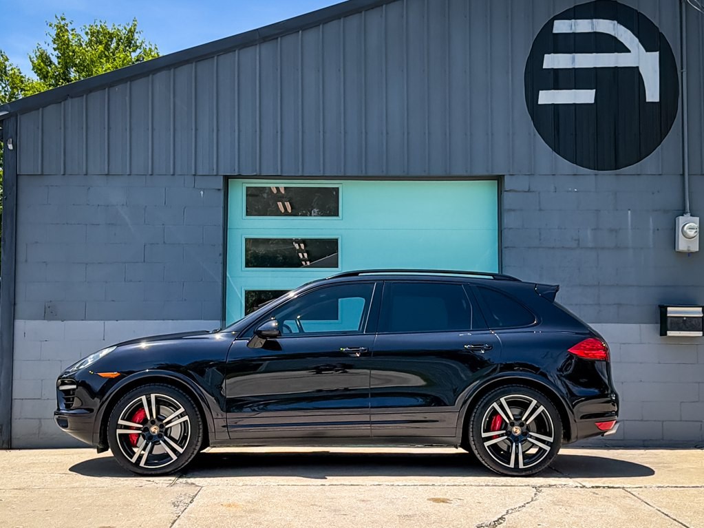 2014 Porsche Cayenne Image 3