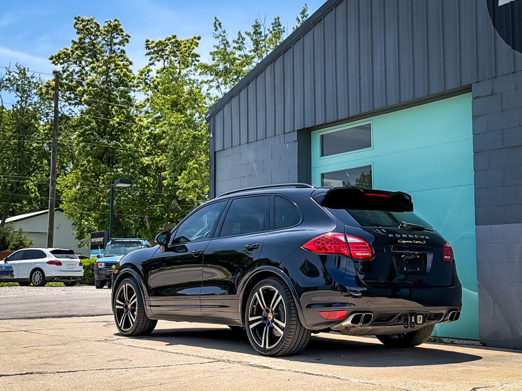 2014 Porsche Cayenne Image 4