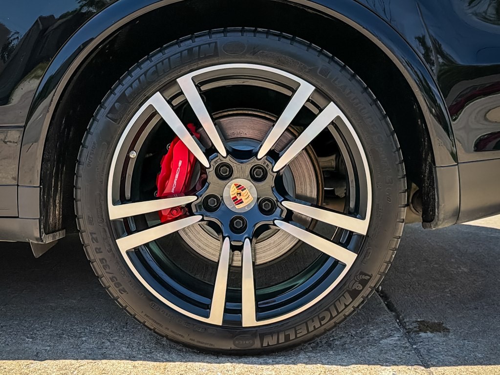 2014 Porsche Cayenne Image 6
