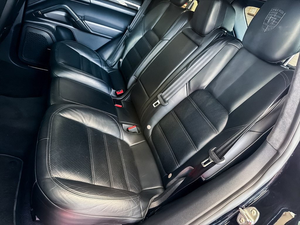2014 Porsche Cayenne Image 22