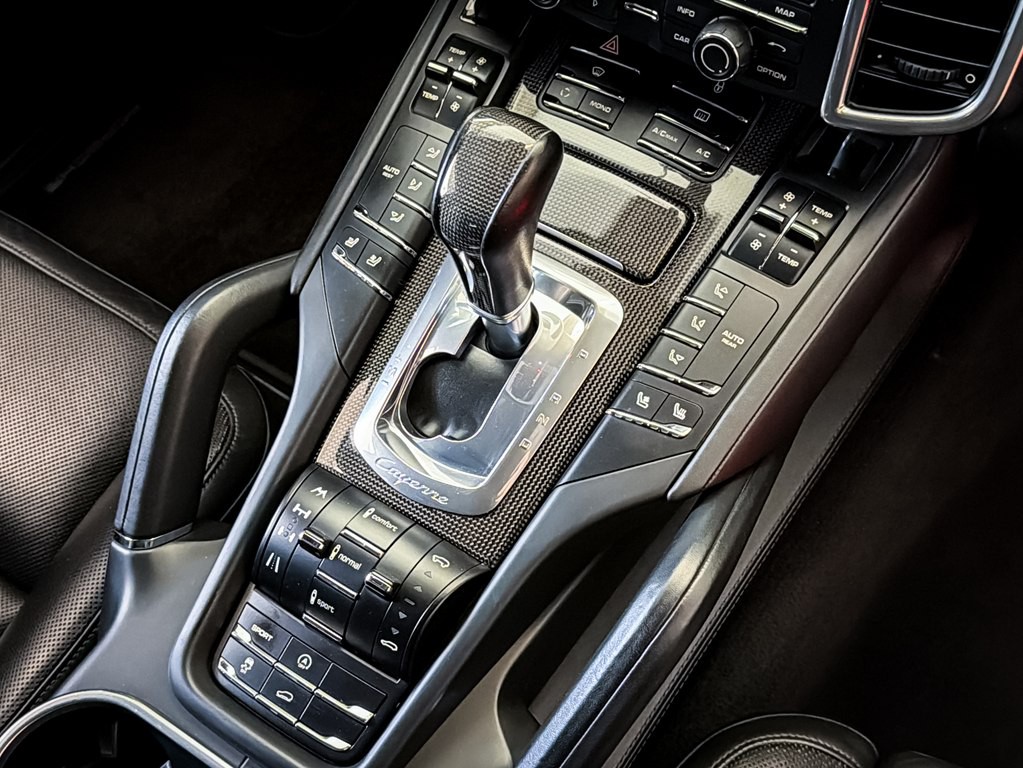 2014 Porsche Cayenne Image 33