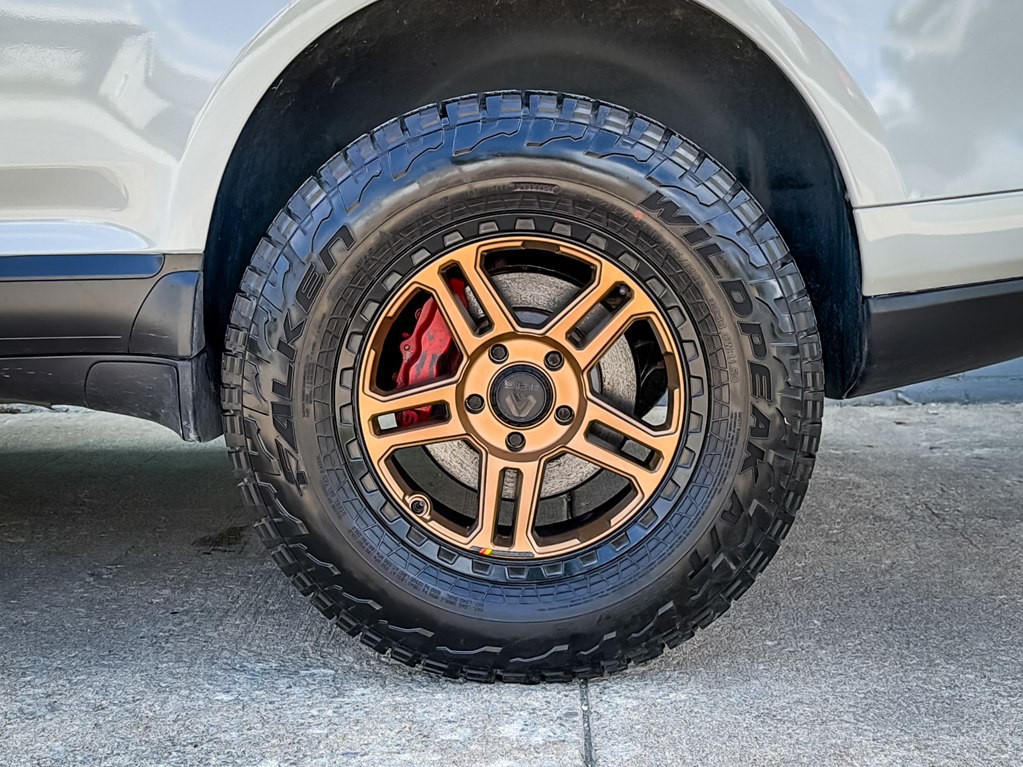 2010 Porsche Cayenne Image 6