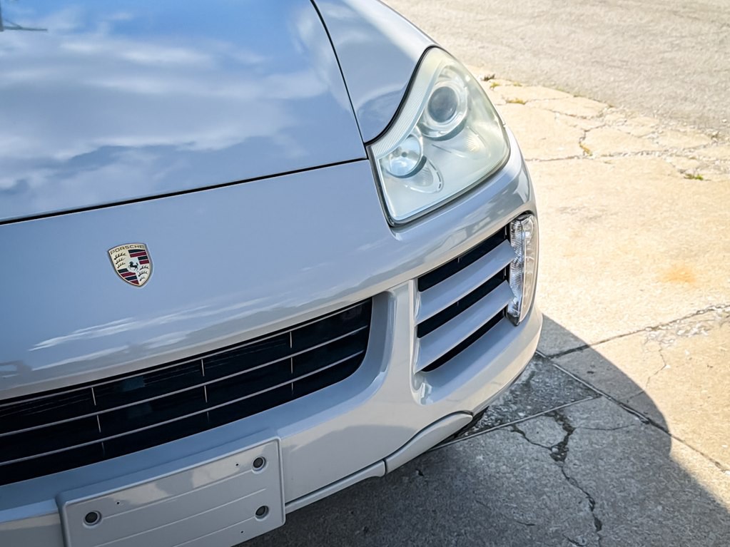 2010 Porsche Cayenne Image 8