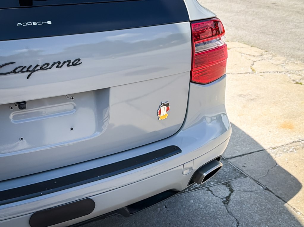 2010 Porsche Cayenne Image 15