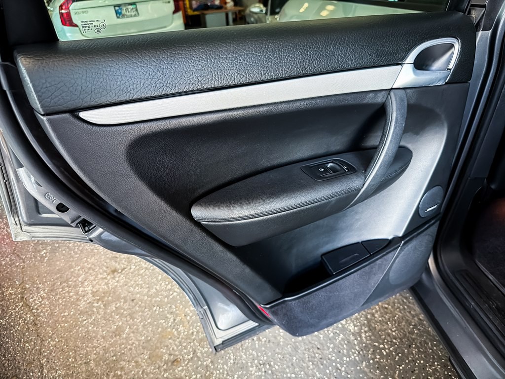 2010 Porsche Cayenne Image 21