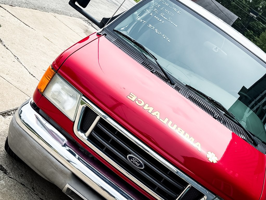 2003 Ford Econoline Image 7