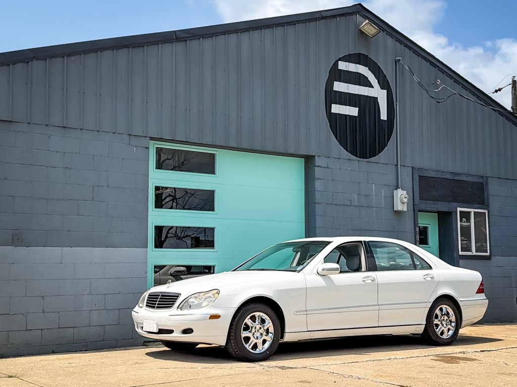 2000 Mercedes-Benz S-Class Image 2