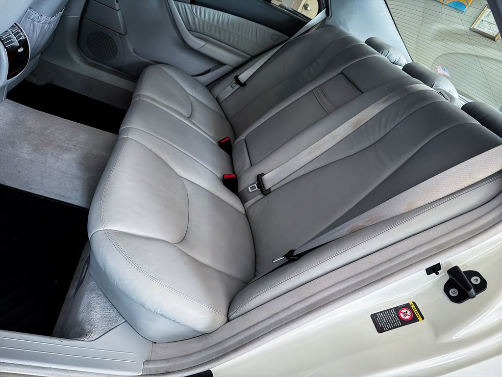 2000 Mercedes-Benz S-Class Image 22