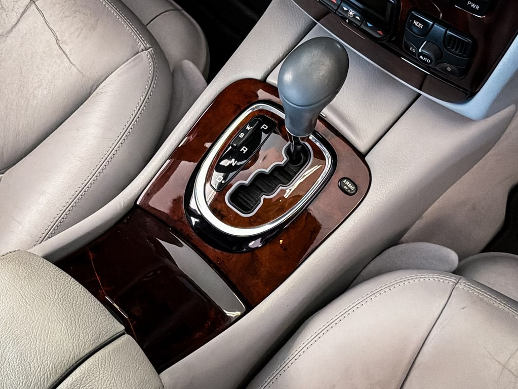 2000 Mercedes-Benz S-Class Image 34