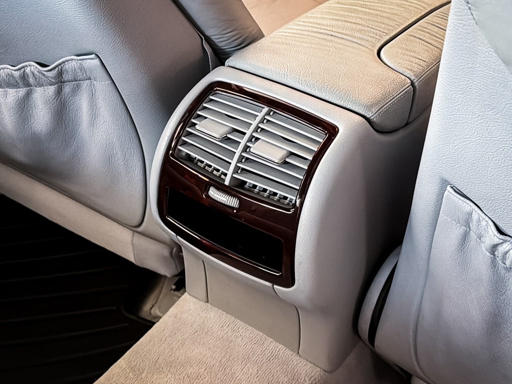 2000 Mercedes-Benz S-Class Image 36