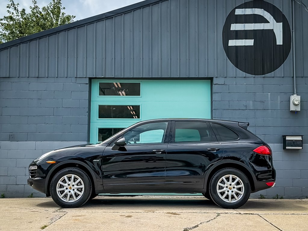 2014 Porsche Cayenne Image 3