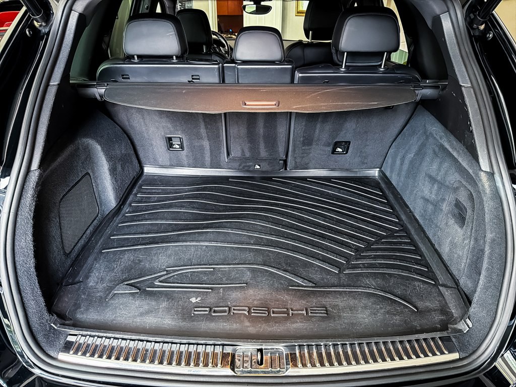 2014 Porsche Cayenne Image 23