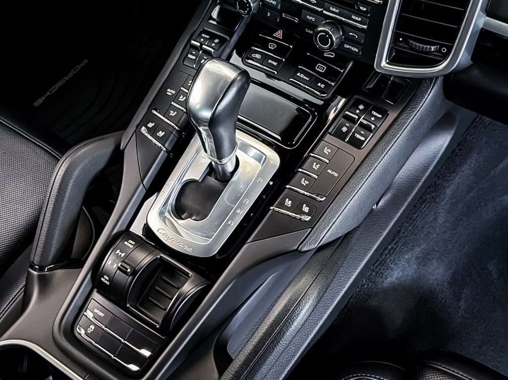 2014 Porsche Cayenne Image 31